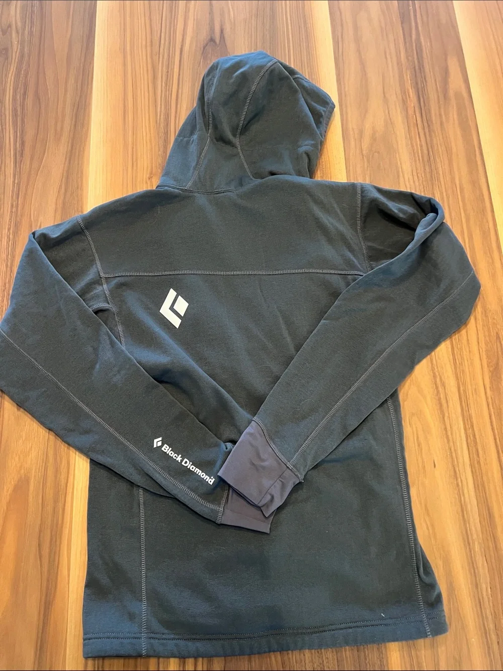 Black Diamond Polartec Power Dry Hoodie, size small.